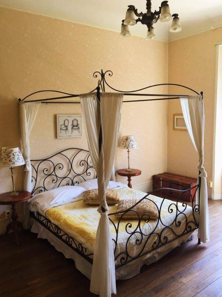 Chambres D'Hotes-Chateau Constant 加尔唐普河畔贝西讷 客房 照片